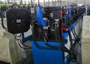 自動ダウンスパウトガッターとエルボーロール成形機械ダウンスパウトウォーターガッター製造曲げ機 - Product Image 4