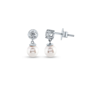 Elegantes pendientes de gota de oro blanco y diamantes con diseño delicado para eventos formales y ocasiones nocturnas de la India - Product Image 5