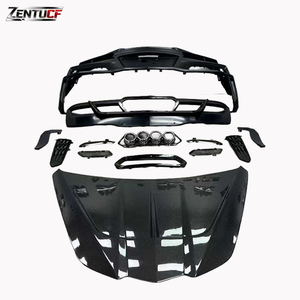 C8 modifié avec des pare-chocs avant et arrière <span class=keywords><strong>de</strong></span> style Z06, un diffuseur arrière et un capot en fibre <span class=keywords><strong>de</strong></span> carbone. Compatible avec la Corvette C8 2020. - Product Image 3