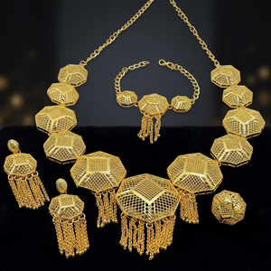 Juego de Joyería de Moda de Oro Teñido de 14K, 18K, 24K al por Mayor, Collares de Latón con Baño de Oro, Juego de Joyería Tradicional de Lujo - Product Image 4