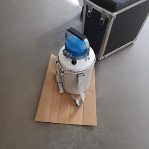 Cilindro de nitrógeno de baja temperatura sin derrames Tanque de campo de nitrógeno líquido de transporte aéreo de 2 l para investigación biológica - Product Image 4