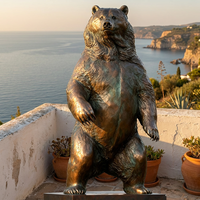 Sculpture d'ours en bronze puissante avec base ornée - Figurine d'animal classique de luxe en bronze pour grands intérieurs, sculpture d'ours en bronze