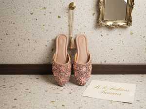 Mules ouvertes pour femmes, décorées de pierres, doublure en PU, semelle en caoutchouc, légères, style ethnique, pour soirée ou décontracté, chaussures tendance à enfiler - Product Image 2
