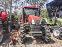 Traktor roda pertanian tangan bekas/kedua, YTO LX1304 130hp 4 * 4wd dengan peralatan pertanian kecil pengangkut mesin