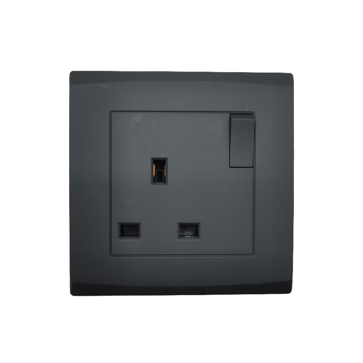 UK Black 20A Dp Water Electric Heater Socket With Neon Indicator