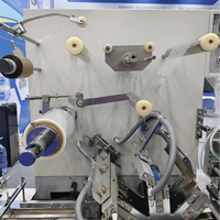 Machine d'emballage automatique à grande vitesse pour boîtes de savon cosmétique et de parfum, avec cellophane pneumatique de haute précision