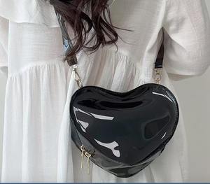 Sac à bandoulière pour femme, nouveau style, en gros, sac à main personnalisé en PVC transparent, simple, en forme de cœur - Product Image 2