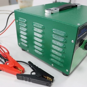 Cargador de Batería Inteligente CAT-660 12V/24V Automático 30A Ajustable con Pantalla LED de 5.7 Pulgadas, Protección 6 en 1, Potencia Máxima de 1000W para Baterías - Product Image 3