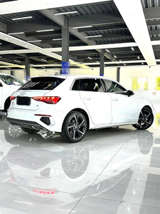 <span class=keywords><strong>AUDI</strong></span> <span class=keywords><strong>2023</strong></span> <span class=keywords><strong>A3</strong></span> <span class=keywords><strong>SPORTBACK</strong></span> 1.4TFSI 35TFSI FASHION SPORT EDITION (FACELIFT) TRANSMISSION AUTOMATIQUE D'OCCASION MODÈLE DE LUXE ESSENCE - Product Image 3