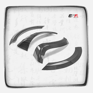 Guardabarros Traseros Anchos de Fibra de Carbono Tipo EPA S4 para Fiat 595 695 Abarth, Juego de 4 Piezas - Product Image 1