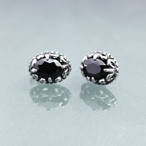 yunnique Fashion <b>Stud</b> <b>Earrings</b> <b>Black</b> Oval Bezel Setting Geometric Design Party Jewelry 316 Stainless Steel - Product Image 1