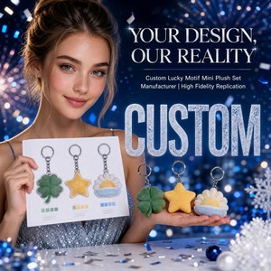<span class=keywords><strong>Porte</strong></span>-clés Mascotte en Peluche Personnalisé Motif <span class=keywords><strong>Porte</strong></span>-Bonheur, Cadeau Promotionnel du Nouvel An, Logo Personnage Original CPC, Jouet Doux OEM ODM - Product Image 1