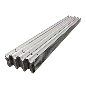 El mejor precio barrera de tráfico fábrica fabricante de China galvanizado en caliente Q235B <span class=keywords><strong>S235JR</strong></span> W Beam <span class=keywords><strong>Highway</strong></span> <span class=keywords><strong>Guardrail</strong></span> - Product Image 1