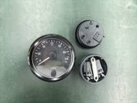 Nouveau Compteur de Vitesse Électronique OEM A2C38329100 80mm Double Entrée CANBus J1939 Impulsion Analogique 12V 24V 0-120 Km/h pour Véhicules Lourds