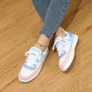 Chaussures <span class=keywords><strong>de</strong></span> sport blanches en gros, logo personnalisé, baskets <span class=keywords><strong>de</strong></span> tennis, cuir PU, baskets <span class=keywords><strong>de</strong></span> skate blanches pour femmes - Product Image 4