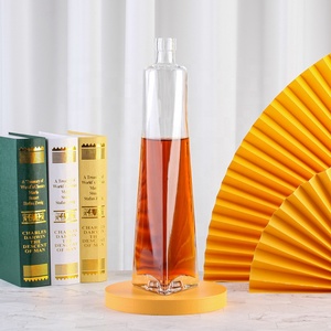 Đáng tin cậy nhà sản xuất <span class=keywords><strong>750ml</strong></span> tam giác hình tinh thần chai rượu chai tam giác hình dạng Whisky chai - Product Image 5