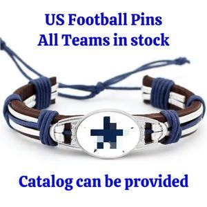 Pulseras de Cuero Trenzado Retro al por Mayor con Dijes de Metal de los 32 Equipos de Fútbol Americano, Pulseras de Aleación Multicapa con Impresión de Clubes de Fútbol - Product Image 1