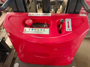 Venta de fábrica <span class=keywords><strong>1</strong></span>,6 M <span class=keywords><strong>2ton</strong></span> Apilador de palés <span class=keywords><strong>semi</strong></span> eléctrico efectivo para trabajador