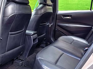Offre Spéciale <span class=keywords><strong>Toyota</strong></span> <span class=keywords><strong>Corolla</strong></span> d'occasion 2019 1.2T S-CVT Édition Luxe, Berline Familiale Conduite à Gauche, Faible Kilométrage, Norme d'Émission Euro 6 - Product Image 5
