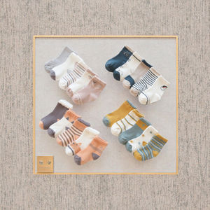 Chaussettes pour bébés en gros, maillots de football, chaussettes antidérapantes d'hiver, fils de coton, chaussettes douces pour enfants, chaussettes pour bébés de 0 à 3 mois, bas - Product Image 3
