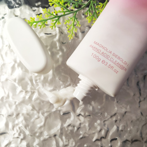 Nettoyant Visage Bio Vegan Magnolia Sieboldii Blanchissant et Purifiant pour Hommes et Femmes, Marque Privée, Logo Personnalisé, Vente en Gros OEM - Product Image 5