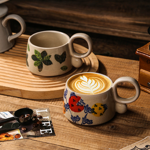 Tazza da Caffè in Ceramica Dipinta <span class=keywords><strong>a</strong></span> <span class=keywords><strong>Mano</strong></span> con Motivi Floreali Vintage, Stile Nordico, Logo Personalizzato, Smalto Craquelé, Tazza in <span class=keywords><strong>Porcellana</strong></span> per Latte, Tè e Caffè per Uso Domestico - Product Image 6