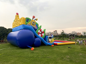 Parc aquatique gonflable commercial géant sur le thème des dessins animés avec double toboggan, piscine et jeux pour enfants - Product Image 3
