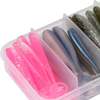 Boîte de 50 leurres de pêche en silicone/PVC souples multicolores pour la rivière et le lac.