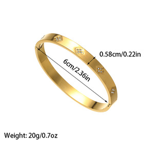 Bracelet Twinko en acier inoxydable et zircon unisexe - Bijou de luxe tendance plaqué or, coupe brillante, design géométrique, ajustable, pour le quotidien - Product Image 6