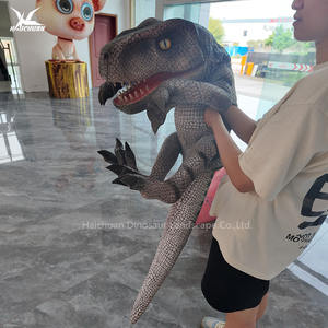 Marionnette réaliste Animatronic <span class=keywords><strong>Raptor</strong></span> dinosaure à main bébé bleu pour <span class=keywords><strong>Jurassic</strong></span> <span class=keywords><strong>Park</strong></span> interactif pour enfants enfants centres commerciaux - Product Image 6