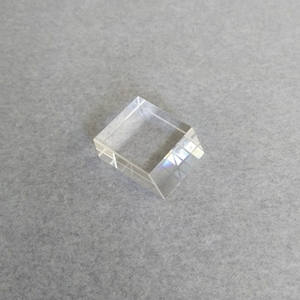 산업 및 과학적 사용을 위한 맞춤형 BK7 사다리꼴 프리즘 광학 부품 - Product Image 3