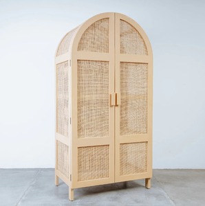 Armoire de luxe contemporaine en bois naturel en bois massif Mindi petite armoire économique portes en rotin pour salon villas chambre à coucher - Product Image 4