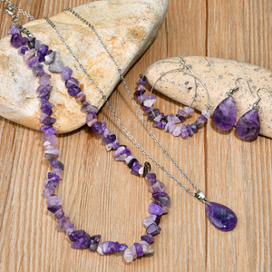Juego de Joyería Bohemia al por Mayor, 4 Piezas, Collar y Aretes con Piedras Naturales en Forma de Gota de Agua, para Regalo de Fiesta - Product Image 1