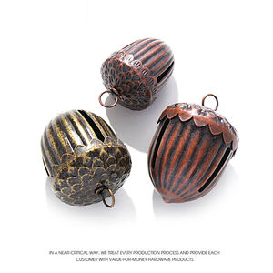 Nouveau design <span class=keywords><strong>en</strong></span> stock Cloche pomme de pin de Noël Cloche à glands <span class=keywords><strong>en</strong></span> fer brun Cloche à décor - Product Image 5