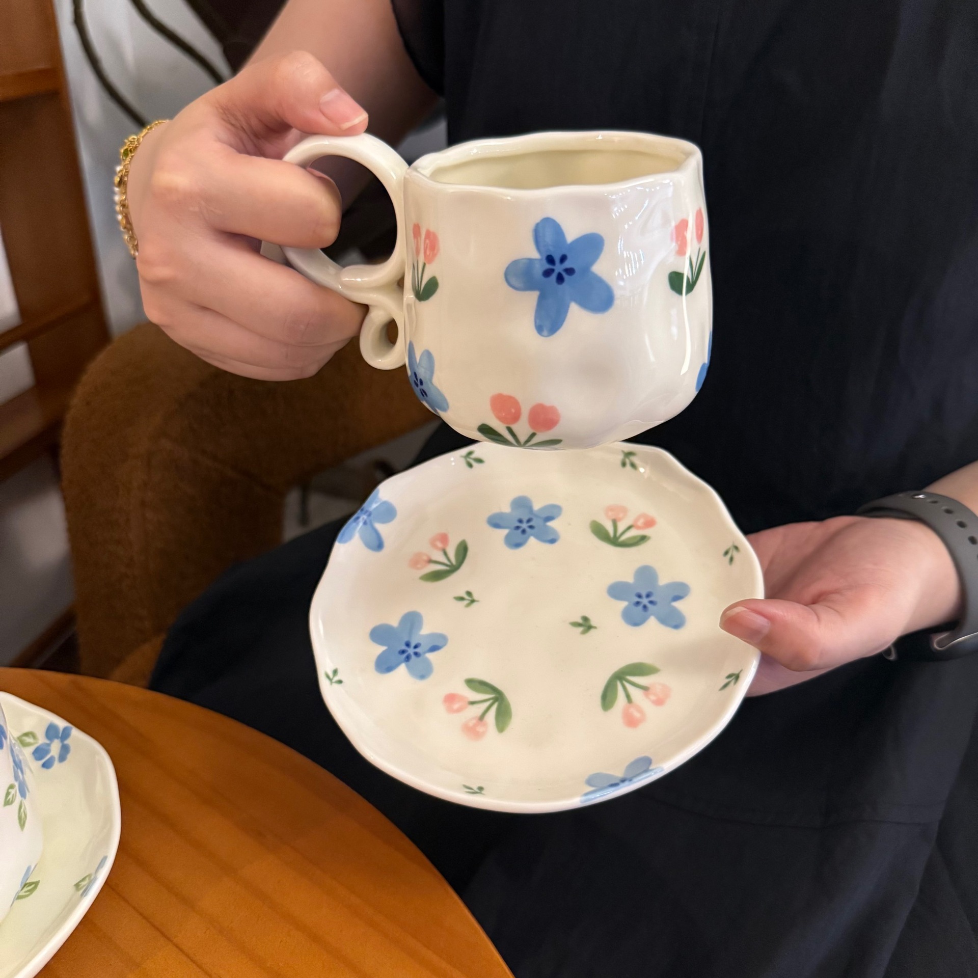 Twin flower cup 270ml saucer 16cm