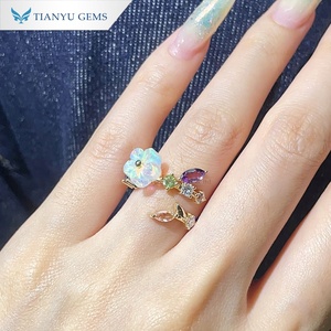 Bague Fleur en <span class=keywords><strong>Opale</strong></span> Créée en Laboratoire en Or 18 carats |   OEM et Vente en Gros |   Tianyu Gems - Product Image 2