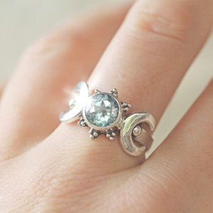 Anillo de Moissanita con Forma de Luna F1501, Engaste de Plata, Anillos de Piedras Preciosas para Uso Diario de Mujer, Corte Brillante Redondo - Product Image 4