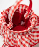Tas Selempang Wanita Motif Kotak-kotak Merah Putih dengan Ruffle, Bahan Kanvas, Tali Lepas Pasang, Tas Bahu Lucu untuk Sehari-hari