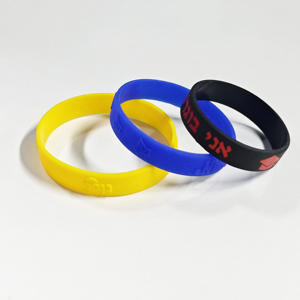 Pulsera de silicona de color personalizada CCH para actividades deportivas al aire libre - Product Image 1