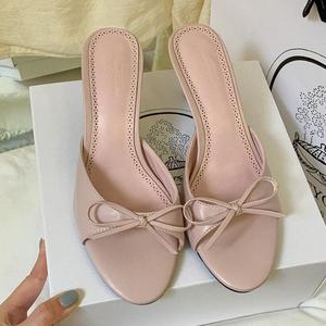 Chaussures de mariée Mary Jane françaises pour femmes, collection automne-été 2026, à talon carré, respirantes, à brides croisées, antidérapantes, en cuir véritable - Product Image 6