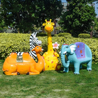 Chaise et banc en fibre de verre en forme de dinosaure réaliste, style dessin animé, décorations de parc à thème dinosaures personnalisées en usine