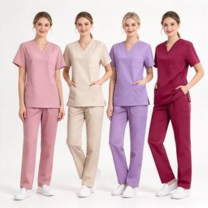 Uniforme Médico con Cuello en V, Transpirable, Tallas Regulares/Petite, Unisex, Resistente a las Manchas, Tela Fresca, Múltiples Bolsillos - Product Image 4
