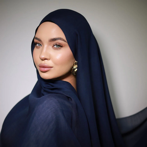 Offre Spéciale léger rayonne Modal coton Hijab respirant tissé écharpe couleur bloquant multifonction pour les musulmans - Product Image 3