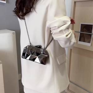 2026 New Fashion Ladies Designer Bags Irregular Rhombus Square Pattern Metal Chain <b>Clutch</b> Shoulder Bag - Product Image 6