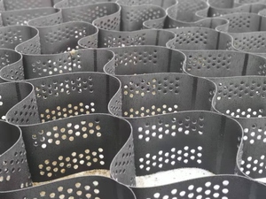 Géocell en HDPE durable pour la stabilisation du gravier, idéal pour le pavage des allées, la protection des pentes et la stabilisation des sols (vente en gros) - Product Image 2