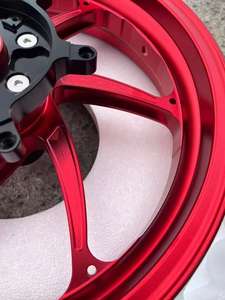 Jantes en aluminium gravées CNC pour Yamaha NMAX - 133.0J/133.5J, jantes personnalisées légères, résistantes aux climats tropicaux - Product Image 6