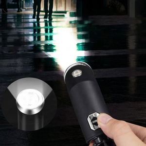 Parapluie d'affaires moderne pliant entièrement automatique avec 10 baleines en tube de fer, éclairage LED intégré et protection solaire, personnalisable en gros - Product Image 4
