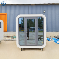 Cabane Apple miniature de 10 pieds en gros de Chine pour bureau, maison préfabriquée modulaire mini colorée, maison capsule en aluminium couleur personnalisée