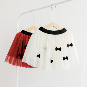 Niños Boutique Tutu Cintura Elástica Arco Apliques Niños Falda Niños Tul Faldas Plisadas para Niñas 2-10YR Niño Pequeño Blanco Tutu Falda - Product Image 1