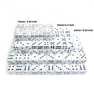 Juego de Dados D6 Personalizados con Bordes Redondeados, Blancos, de 10 mm - Product Image 2